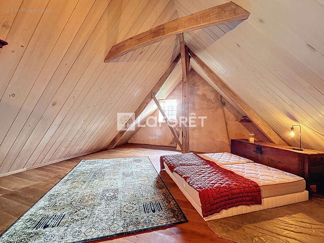 Maison à BELLOU-EN-HOULME