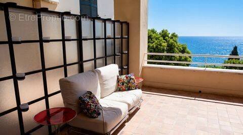Appartement à ROQUEBRUNE-CAP-MARTIN