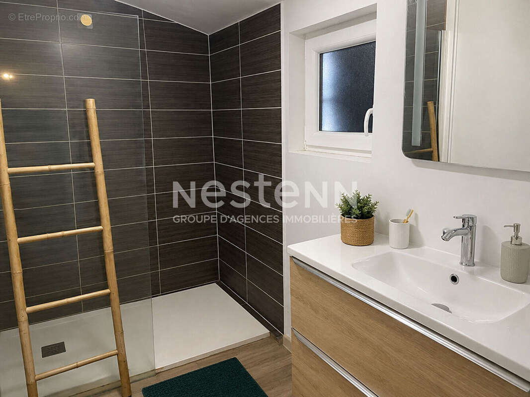 A 15/20 min de Rochefort : Pont l'Abbé d'Arnoult : Maison en Pierres 3 chambres et jardin privatif - photo 4