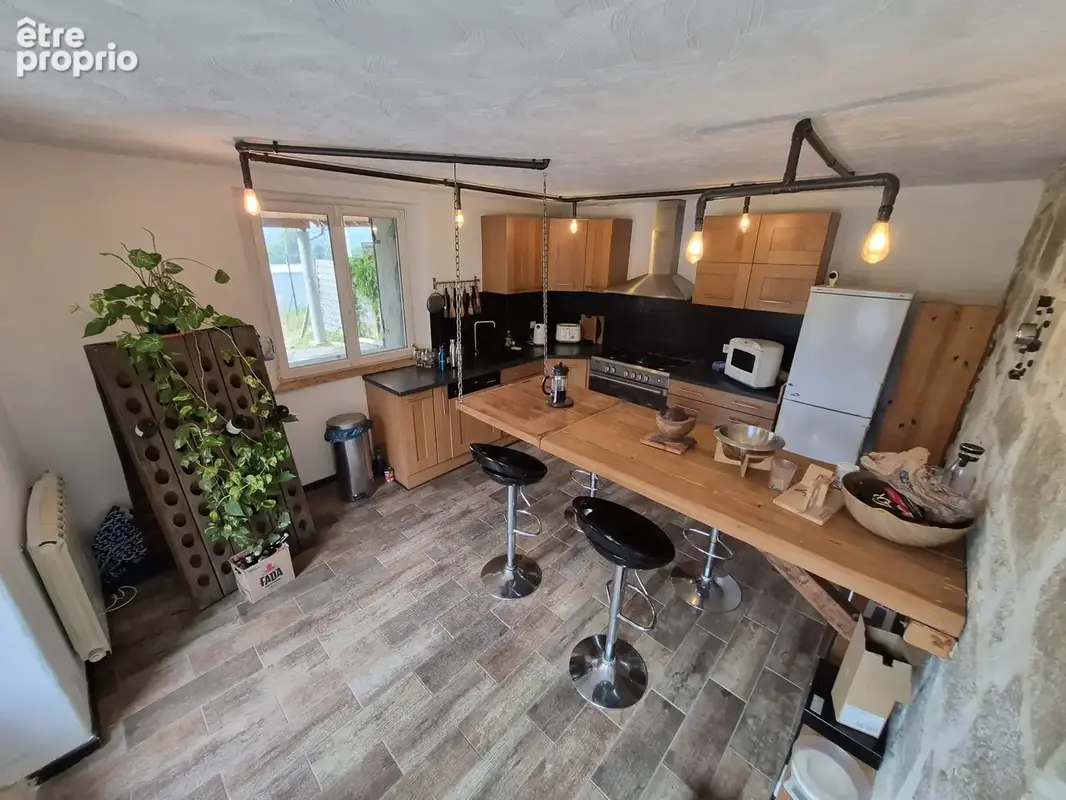 Maison de 150 m2 édifiée sur un terrain de 700 m2 - photo 11