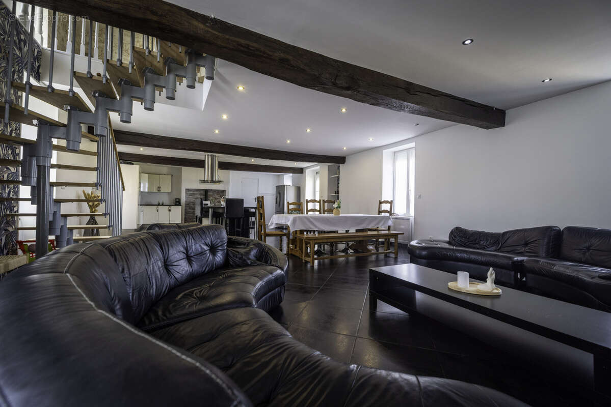 Maison à SERMOISE-SUR-LOIRE