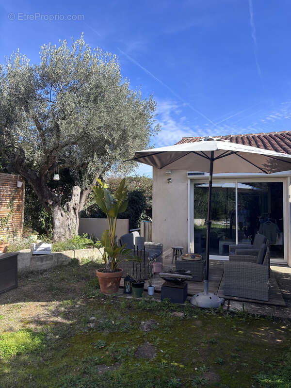 Maison à LA CADIERE-D'AZUR