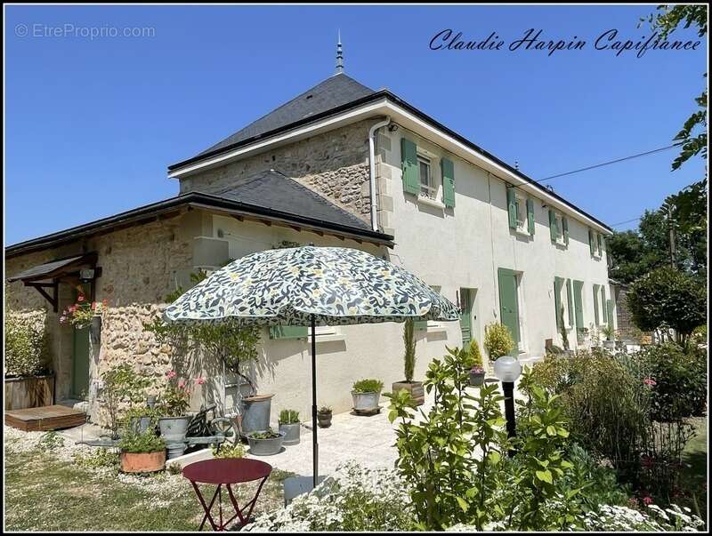 Maison à AIRVAULT