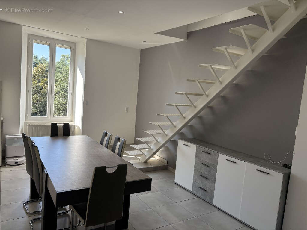 Maison à SAINT-JULIEN-LE-VENDOMOIS