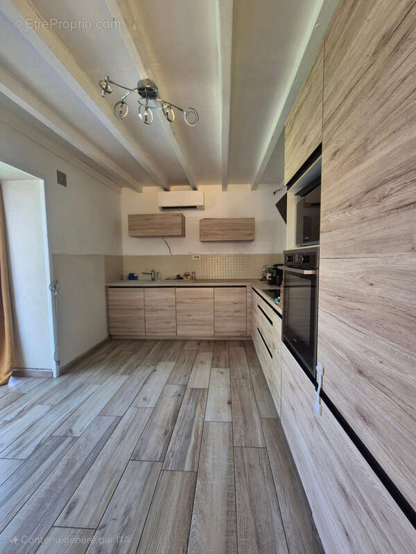 Maison à PONT-DE-VEYLE