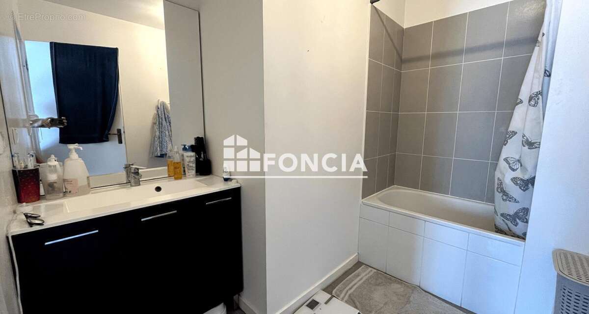 Appartement à YVRAC