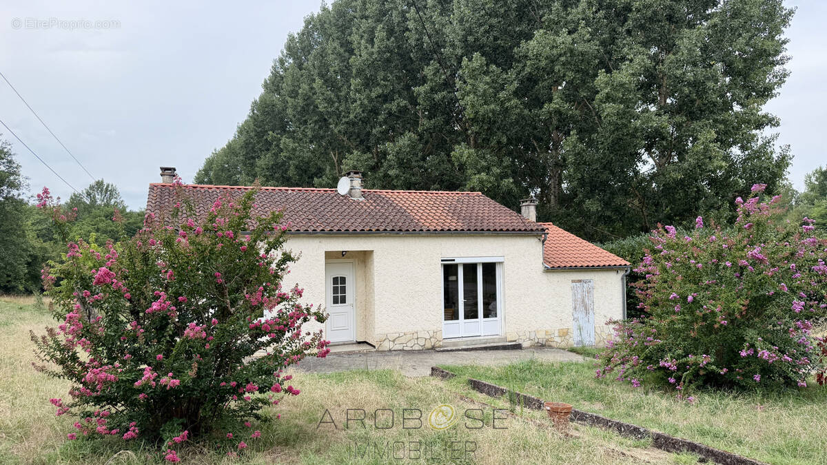 Maison à SAINT-LEON