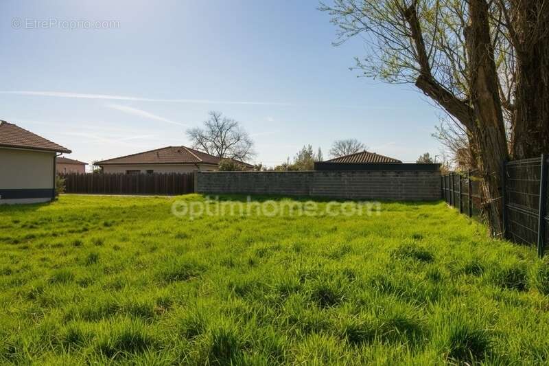 Terrain à GUJAN-MESTRAS