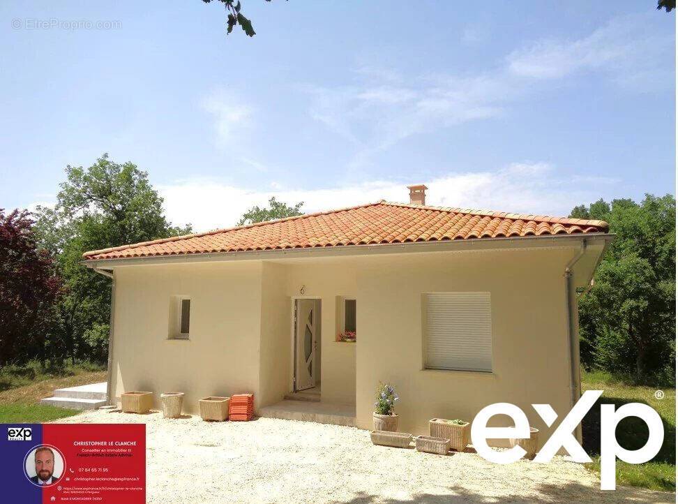 Maison à CHAMPAGNE-ET-FONTAINE