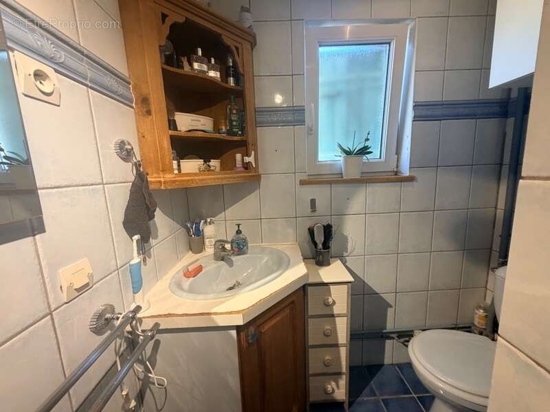 Maison indépendante à vendre 2 pièces à LA FLOTTE 17630 - photo 9