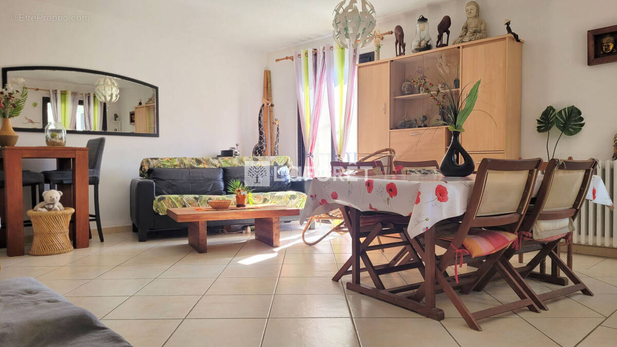 Appartement à CASTELNAU-LE-LEZ