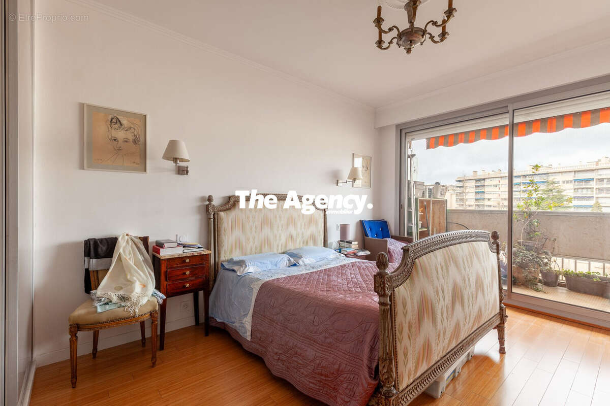 Appartement à MARSEILLE-8E