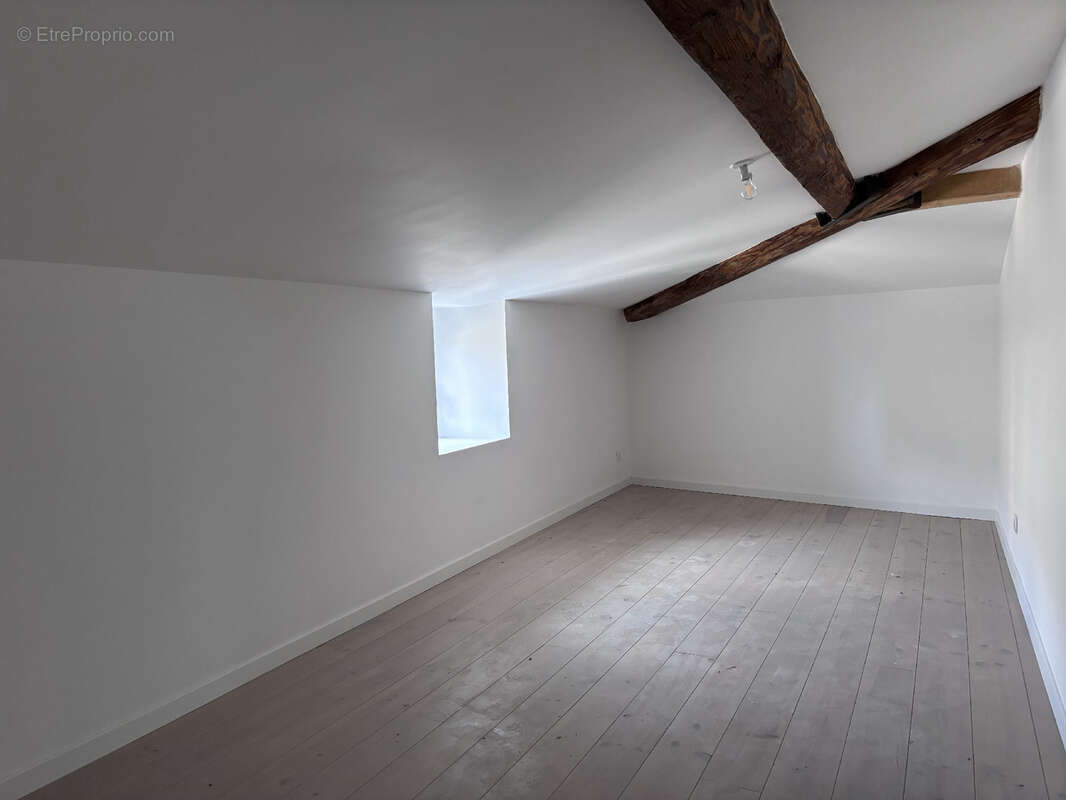 Appartement à SOMMIERES