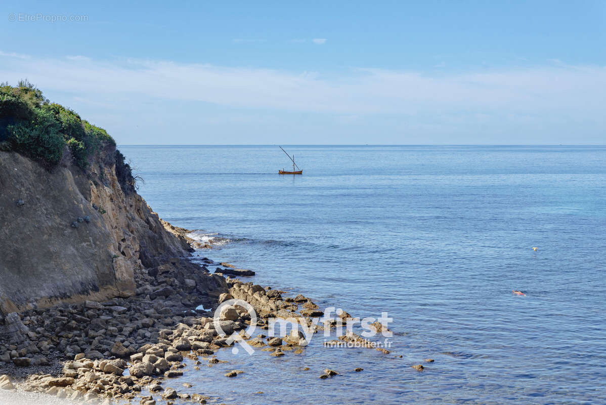 Appartement à SANARY-SUR-MER