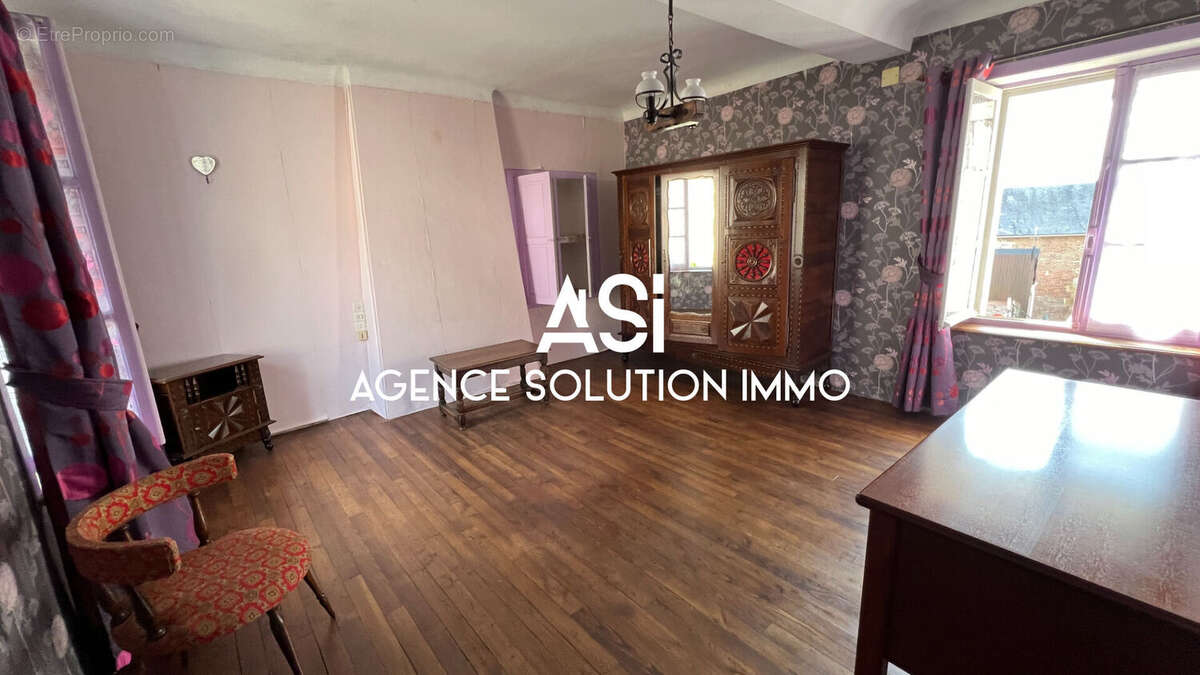 Maison à LIGNIERES-ORGERES