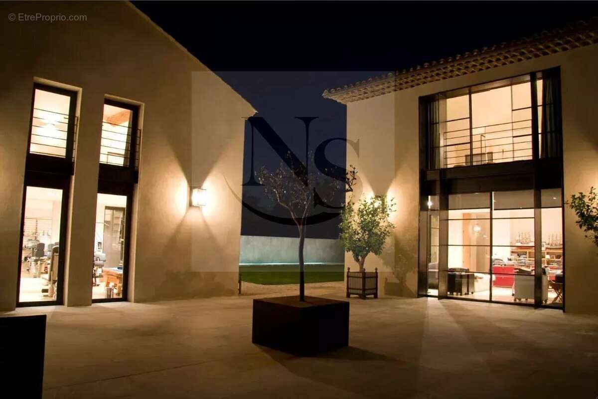 Maison à AIX-EN-PROVENCE