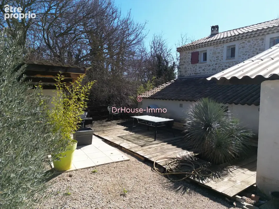 Maison 6 pièces 295 m² à vendre à Neoules (83136) - photo 24