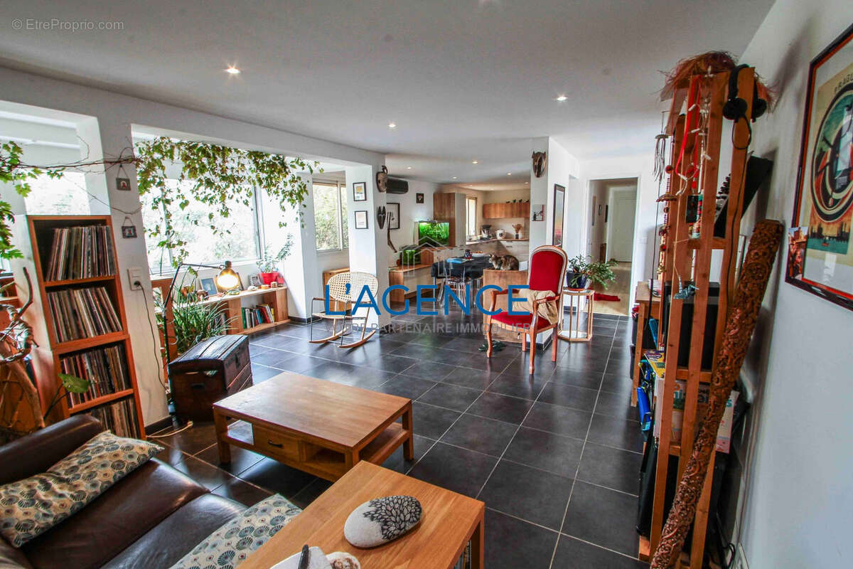 Appartement à HYERES