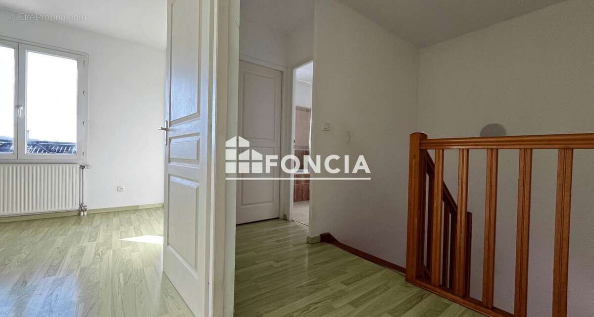 Maison à BOURGOIN-JALLIEU