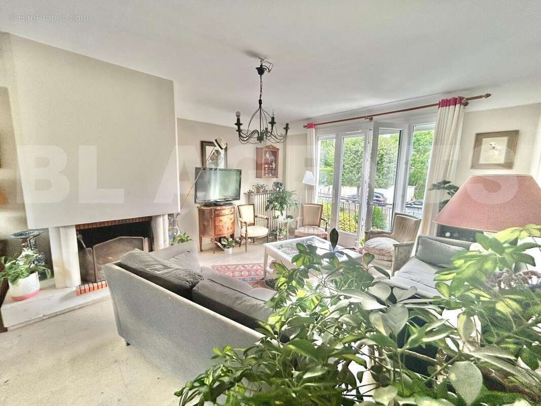 IMG_1754 - Maison à RAMBOUILLET