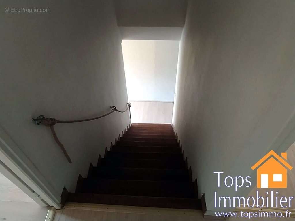 Maison à VILLEFRANCHE-DE-ROUERGUE