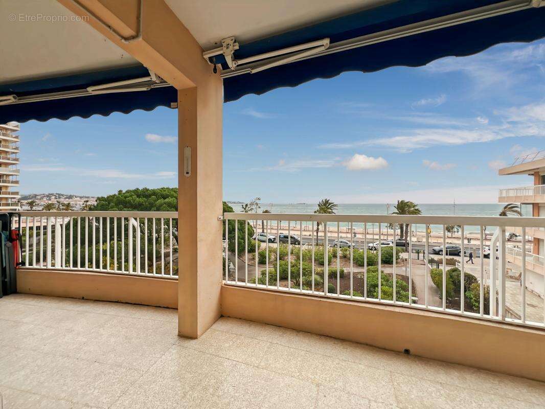 Appartement à FREJUS