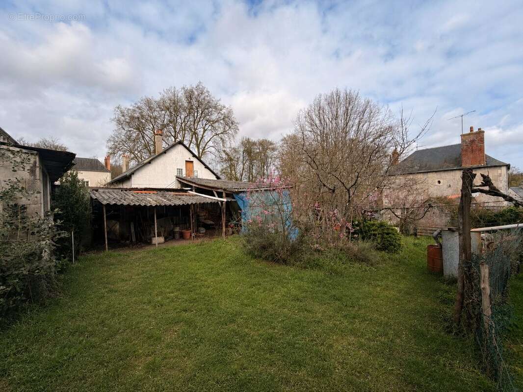 Maison à MONTS