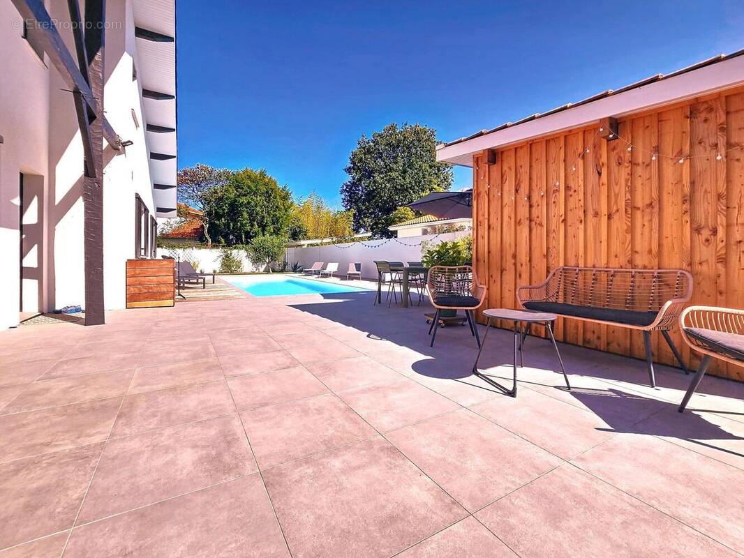 Photo 1 - Maison à PESSAC