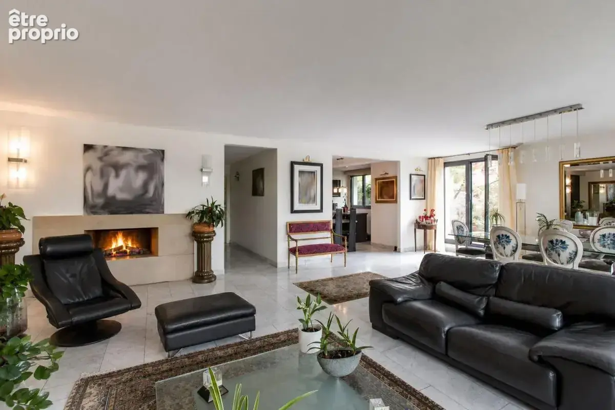 181 m² d'exception et 130 m² de terrasse à l'Orangerie - photo 4
