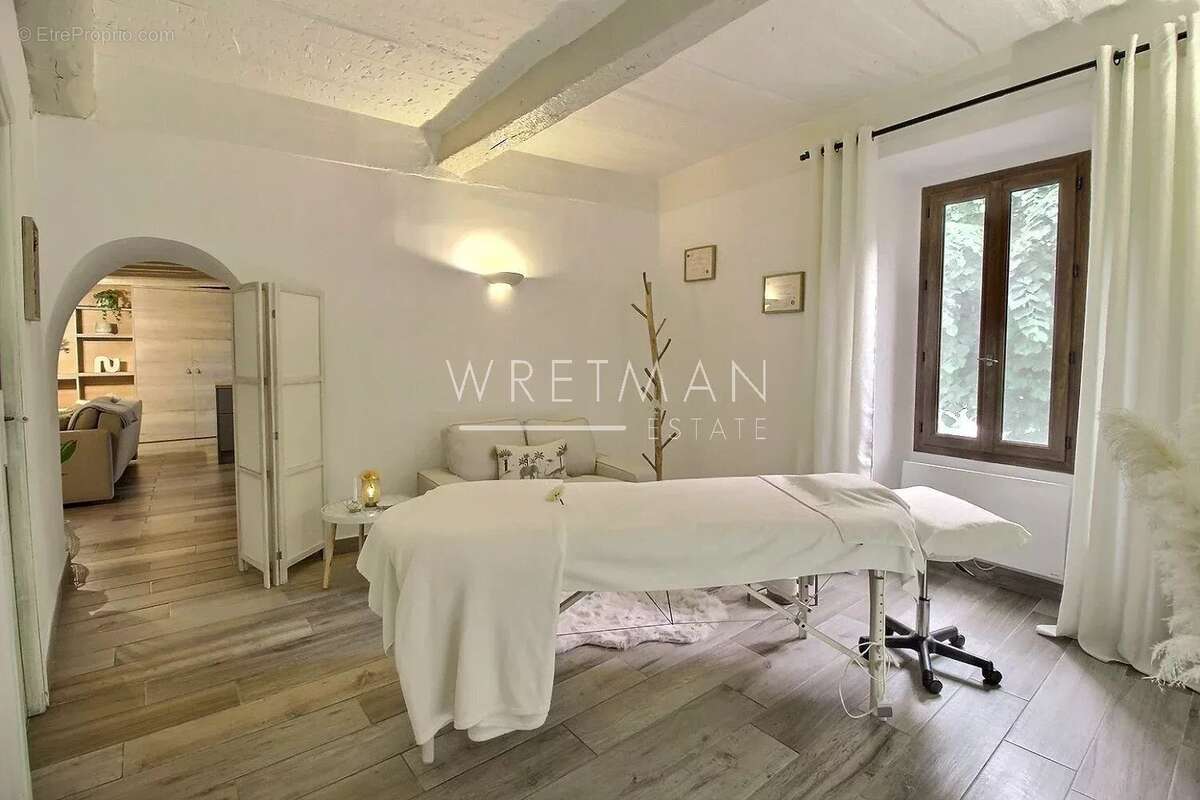 Appartement à VENCE