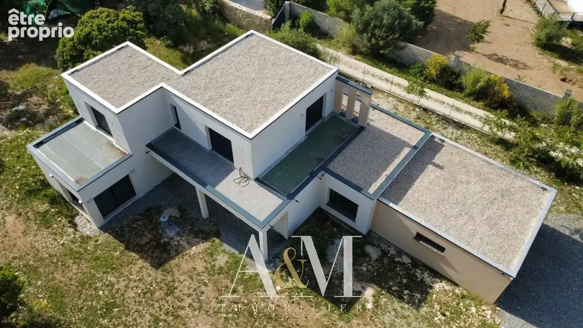 Maison à NIMES