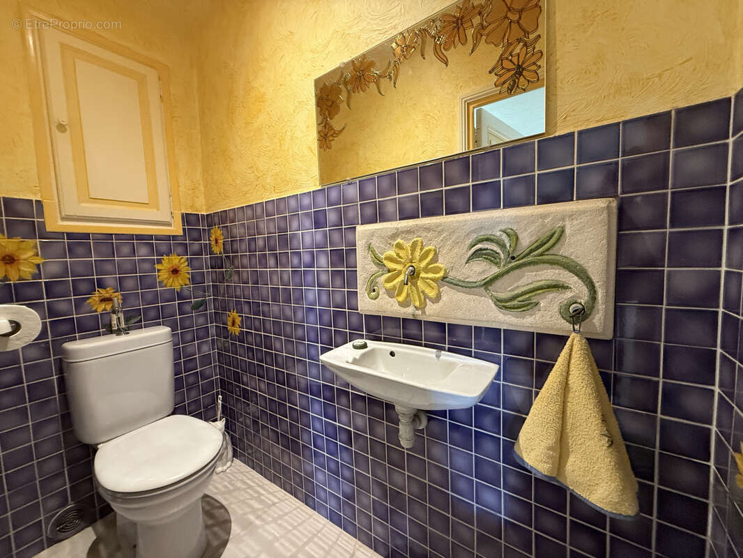 Appartement à ROQUEBRUNE-SUR-ARGENS