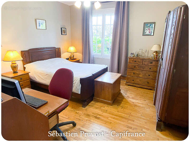 Maison à SAINT-PARDOUX-LA-RIVIERE