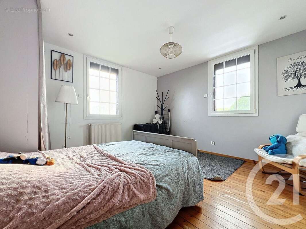 Maison à CONDE-SUR-RISLE