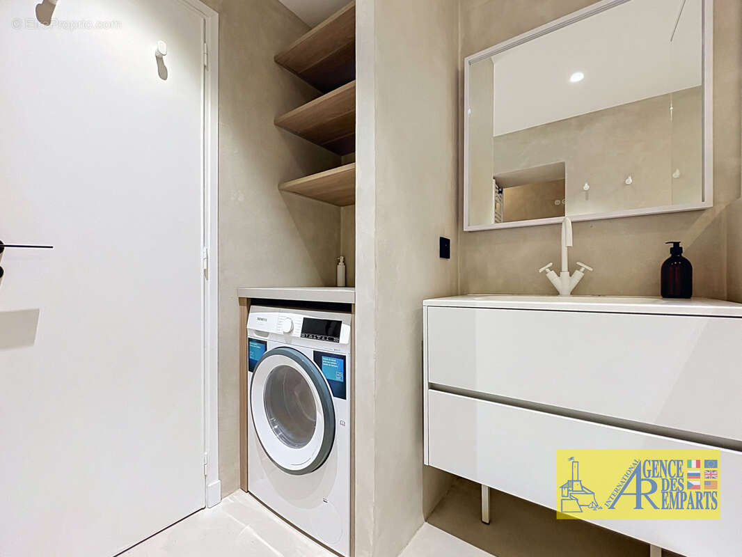 Appartement 3 pièces de charme dans le Vieil Antibes - photo 9