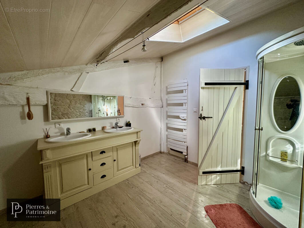 Maison à MAUVEZIN-SUR-GUPIE