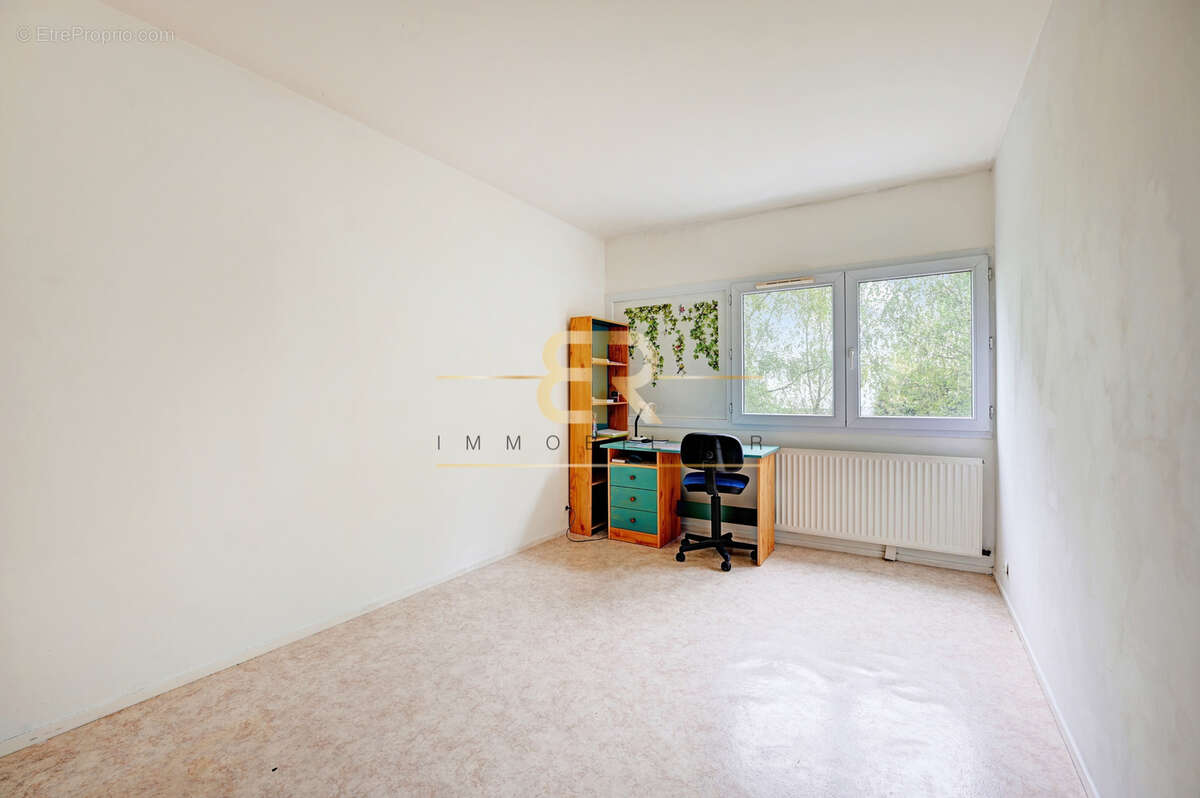 Appartement à CHAMPS-SUR-MARNE
