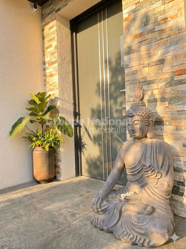 Maison Lunel 5 pièce(s) 137 m2 - photo 15