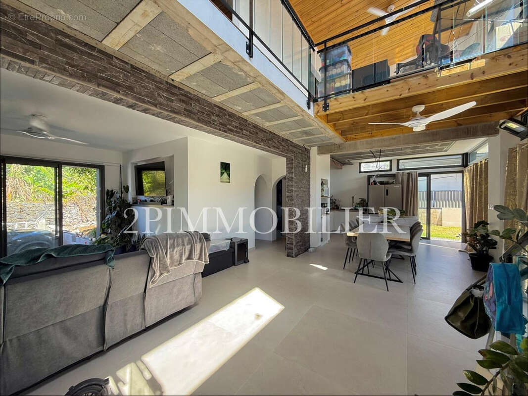 Maison à SAINT-JOSEPH