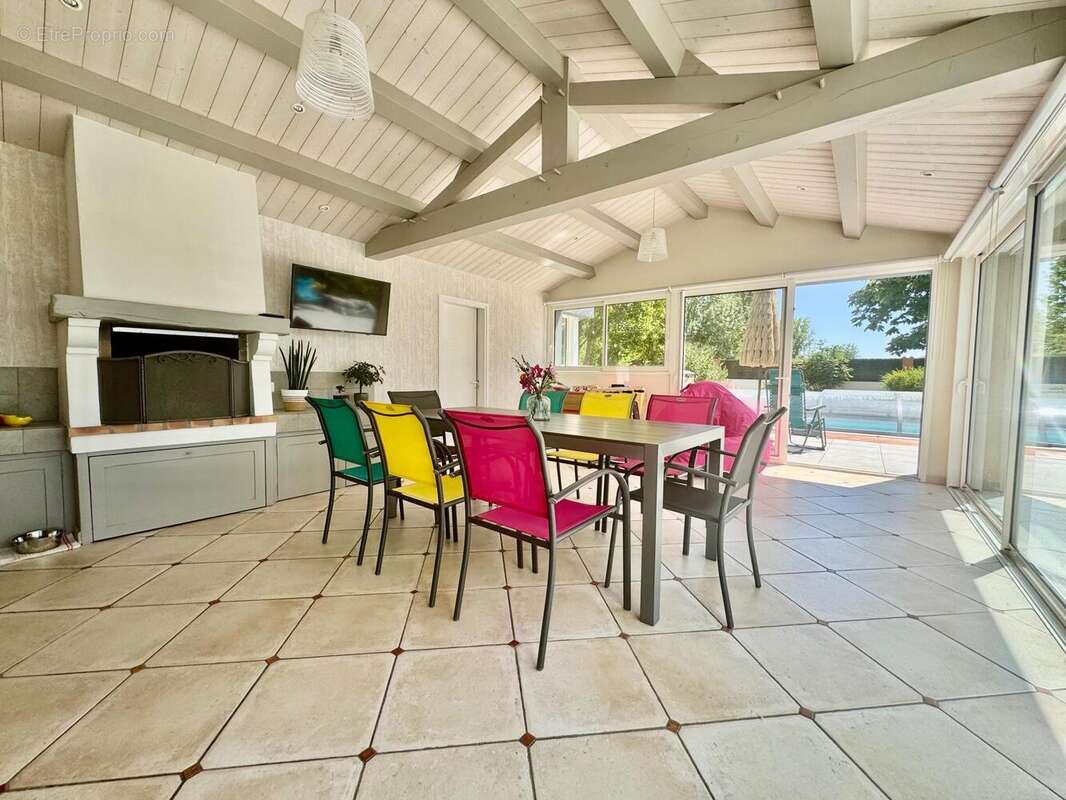 Photo 6 - Maison à LE PERRIER