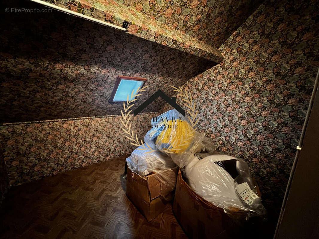 Maison à MONTIVILLIERS