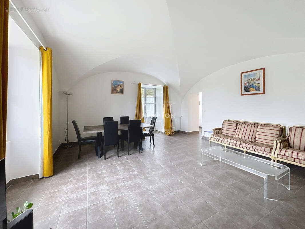 Appartement à BOISSY-SAINT-LEGER
