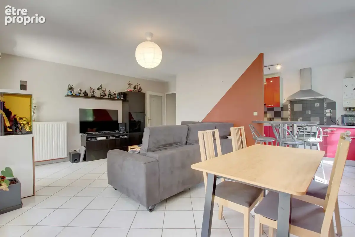 Appartement 4 pièces 85m2 en rez-de-jardin à Rumilly - photo 2