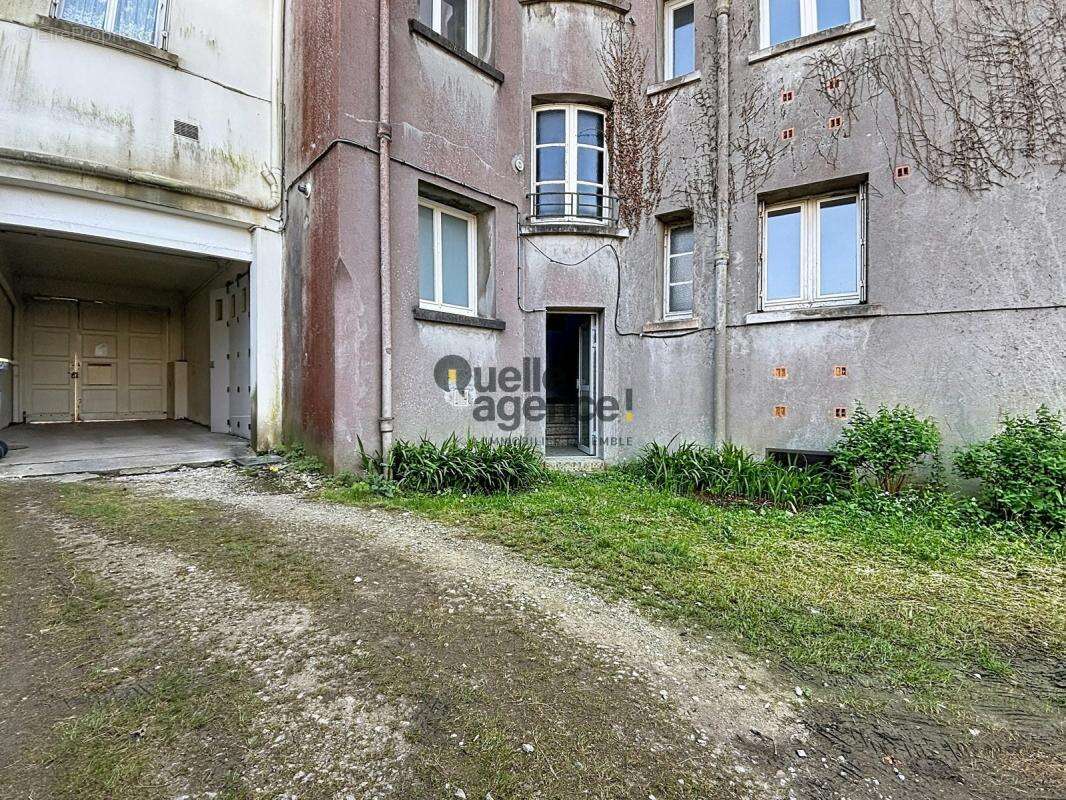 A vendre - grand studio - brest centre - a rénover - photo 8