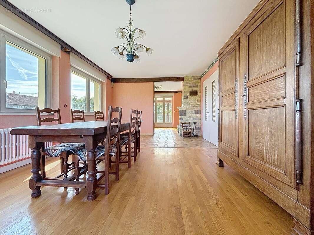 Maison à NEUREY-EN-VAUX