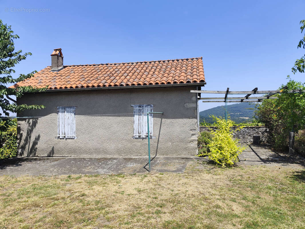 Maison 184,6 m2 avec appartement T2 et piscine centre de ST BERTRAND DE COMMINGES - photo 31