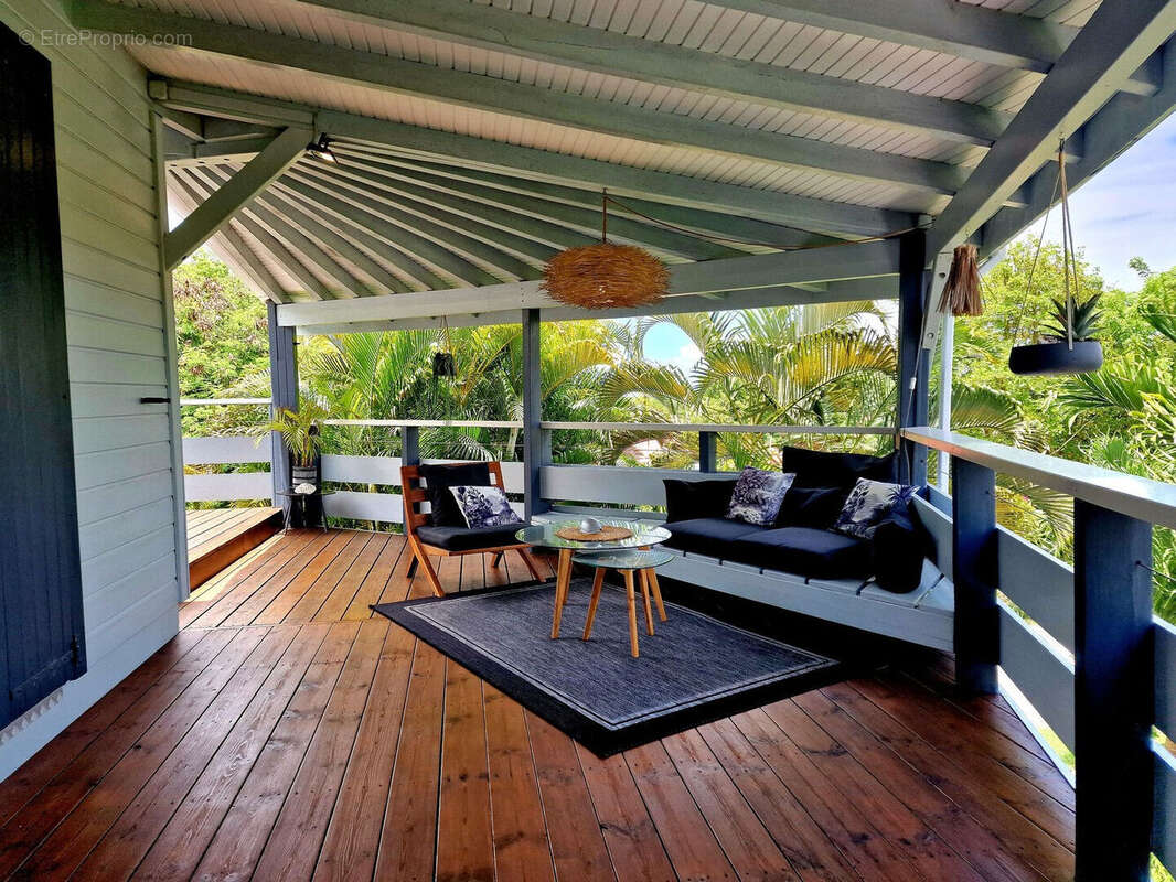 Maison à CAPESTERRE-DE-MARIE-GALANTE