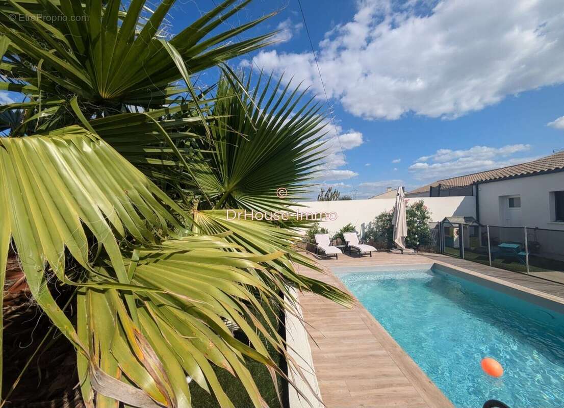 Maison à CIRE-D&#039;AUNIS