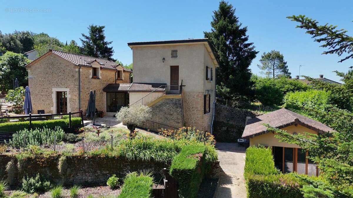 Maison à SARLAT-LA-CANEDA