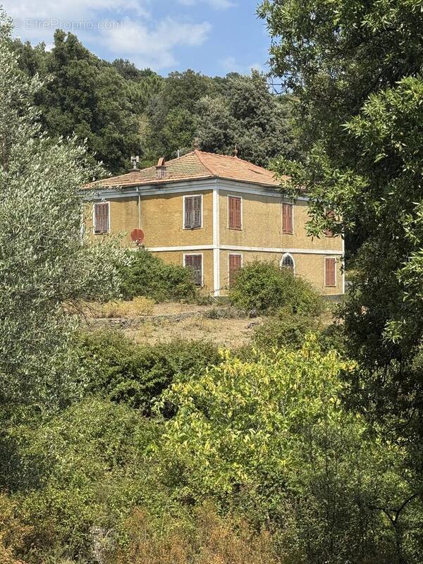 Maison à SERMANO